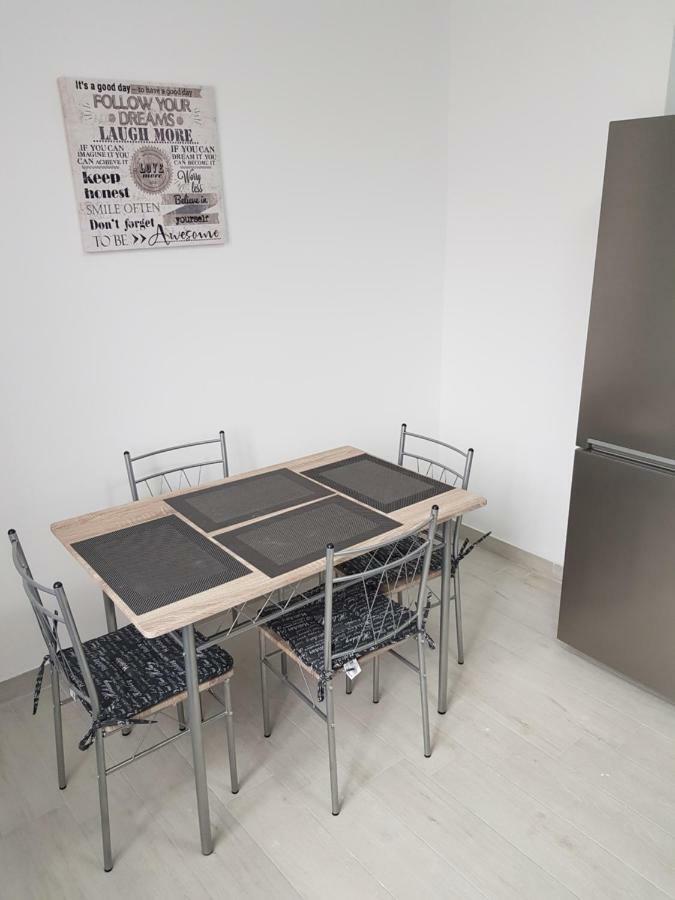 Apartament Flo 콘스탄차 외부 사진